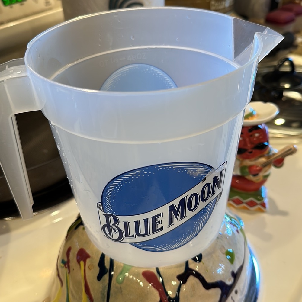 NWOT Blue Moon Pitcher - Picture 3 of 3